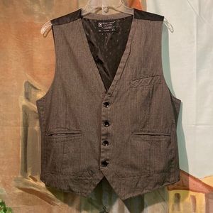 Marc Eckō Cut & Sew button down vest